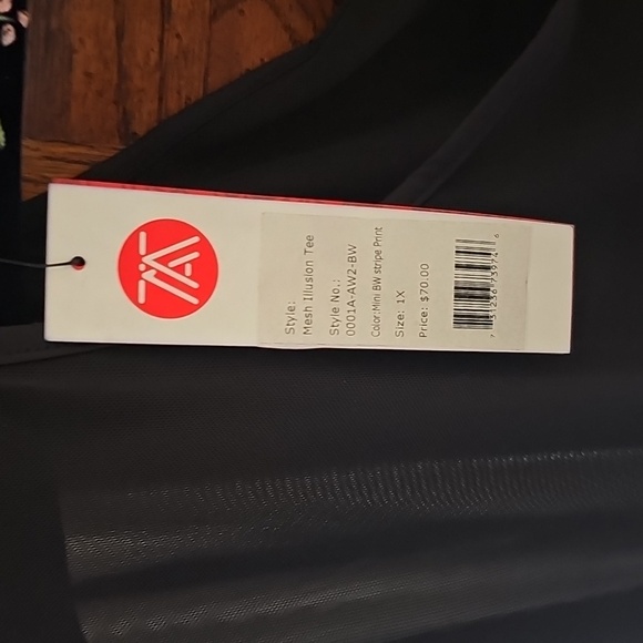 Yoga/athleisure NWT, 1X - Picture 3 of 4